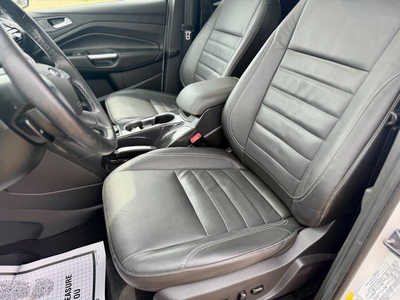 2015 Ford Escape, $9998. Photo 10