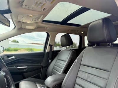 2015 Ford Escape, $9998. Photo 11