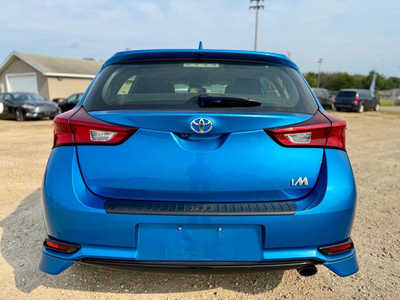 2017 Toyota Corolla, $13998. Photo 4