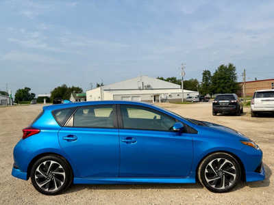 2017 Toyota Corolla, $13998. Photo 6