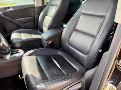 2011 Volkswagen Tiguan, $6998. Photo 10