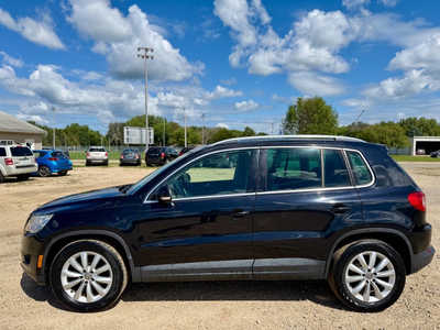 2011 Volkswagen Tiguan, $6998. Photo 2