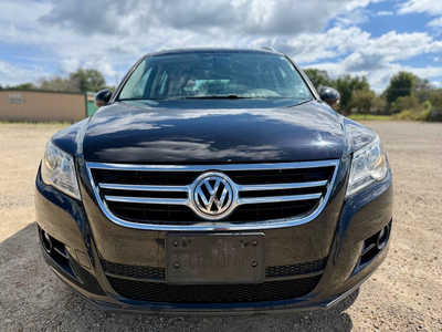 2011 Volkswagen Tiguan, $6998. Photo 8