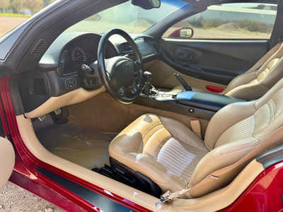 2001 Chevrolet Corvette, $22998. Photo 9