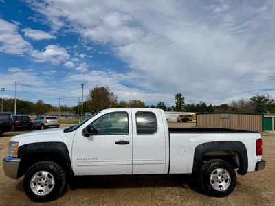 2012 Chevrolet 1500 Ext Cab, $6998. Photo 2