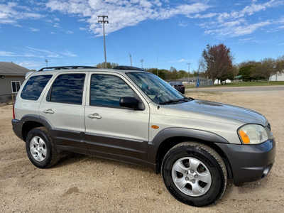 2004 Mazda Tribute, $3998. Photo 7