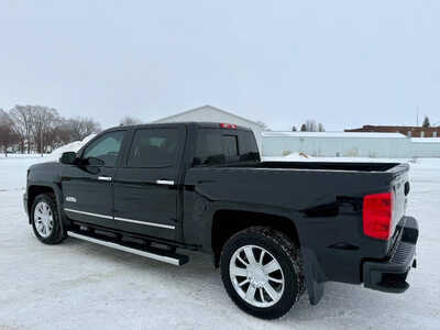 2014 Chevrolet 1500 Crew Cab, $17998. Photo 3