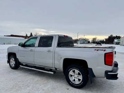 2017 Chevrolet 1500 Crew Cab, $14998. Photo 3