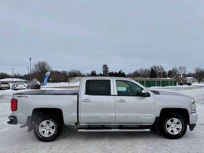 2017 Chevrolet 1500 Crew Cab, $14998. Photo 6