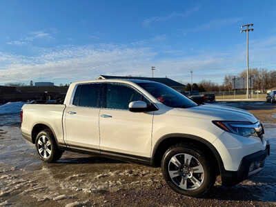 2017 Honda Ridgeline, $21998. Photo 8