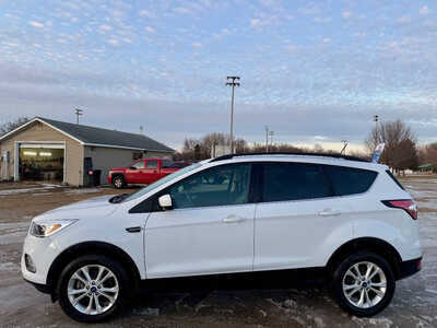 2018 Ford Escape, $10998. Photo 2
