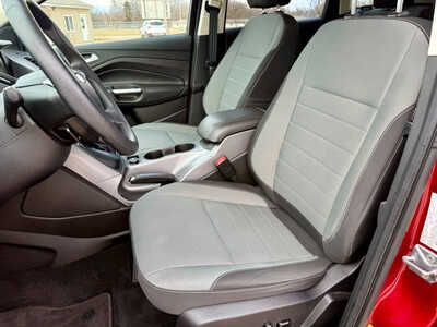 2016 Ford Escape, $9998. Photo 10