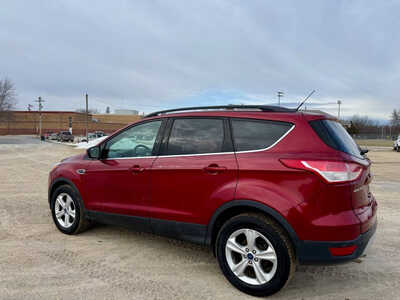 2016 Ford Escape, $9998. Photo 3