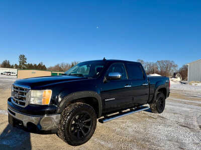 2013 GMC 1500 Crew Cab, $15998. Photo 1