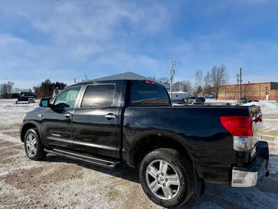 2007 Toyota Tundra Crew Cab, $13998. Photo 3
