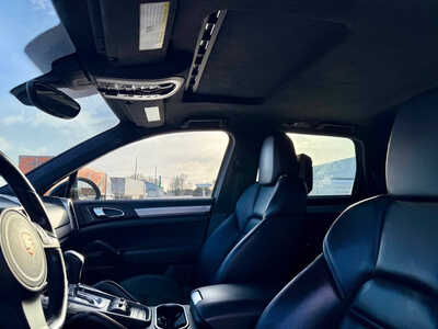 2011 Porsche Cayenne, $13998. Photo 10