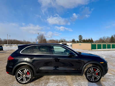 2011 Porsche Cayenne, $13998. Photo 6