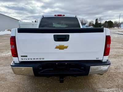 2011 Chevrolet 1500 Crew Cab, $11998. Photo 4