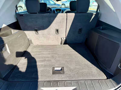 2017 Chevrolet Equinox, $10998. Photo 12