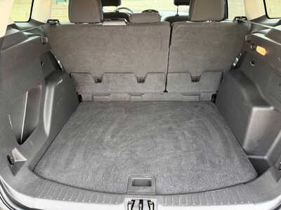 2017 Ford Escape, $7998. Photo 12