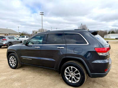 2015 Jeep Grand Cherokee, $12998. Photo 3