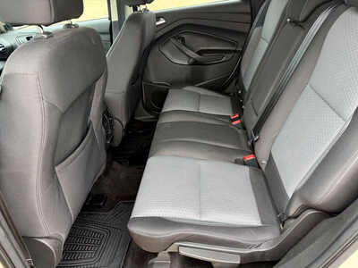 2017 Ford Escape, $8998. Photo 10