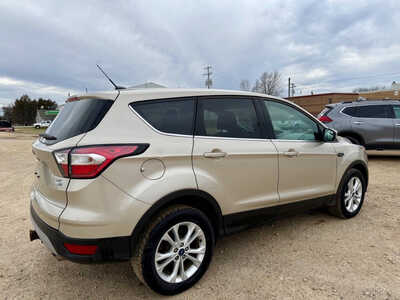 2017 Ford Escape, $8998. Photo 5