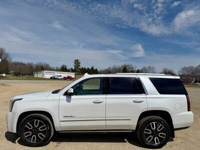 2020 GMC Yukon, $34998. Photo 2