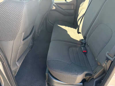 2018 Nissan Frontier, $0. Photo 11