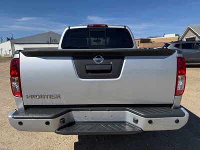 2018 Nissan Frontier, $0. Photo 4