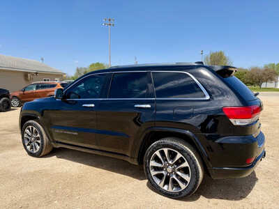 2018 Jeep Grand Cherokee, $15998. Photo 3