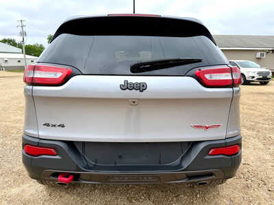 2018 Jeep Cherokee, $0. Photo 4