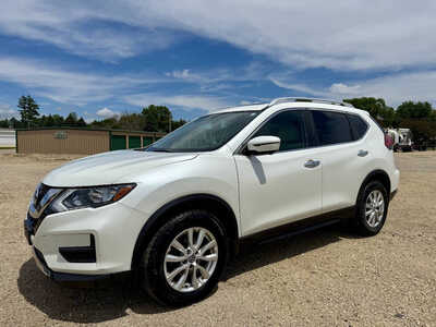 2017 Nissan Rogue, $12698. Photo 1