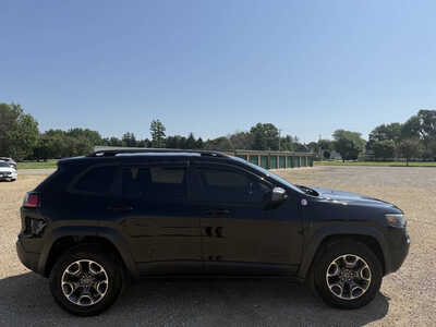 2020 Jeep Cherokee, $15198. Photo 6