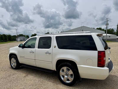 2010 Chevrolet Suburban, $11198. Photo 3