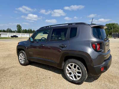 2018 Jeep Renegade, $14198. Photo 3