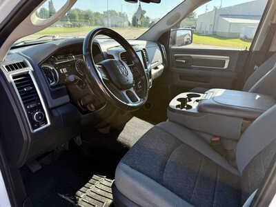 2017 RAM 1500 Ext Cab, $16998. Photo 9