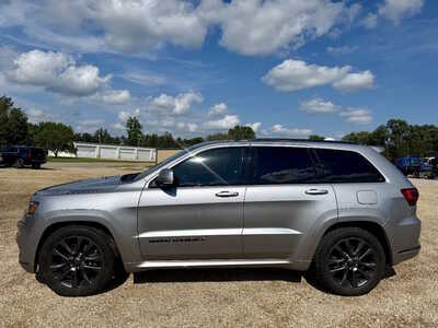 2018 Jeep Grand Cherokee, $19198. Photo 2