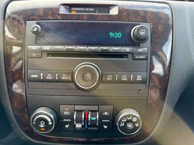 2013 Chevrolet Impala, $8998. Photo 11