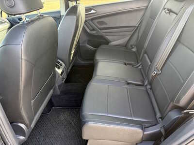 2018 Volkswagen Tiguan, $14198. Photo 11