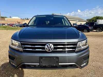 2018 Volkswagen Tiguan, $14198. Photo 8