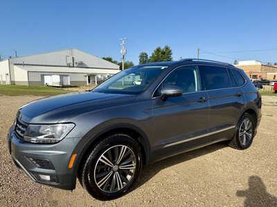 2018 Volkswagen Tiguan, $14198. Photo 1