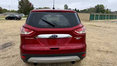 2014 Ford Escape, $3198. Photo 4