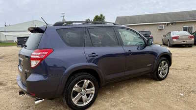 2009 Toyota RAV4, $10198. Photo 5