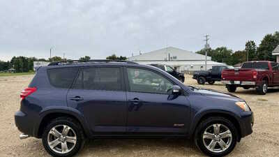 2009 Toyota RAV4, $10198. Photo 6