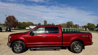 2015 Ford F150 Crew Cab, $21198. Photo 2