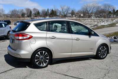 2018 Ford C-MAX, $12505. Photo 4