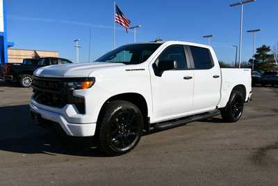 2024 Chevrolet 1500 Crew Cab, $47805. Photo 2