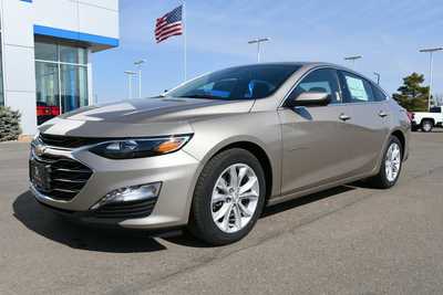 2025 Chevrolet Malibu, $26620. Photo 2