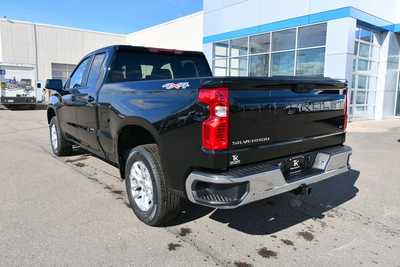 2025 Chevrolet 1500 Ext Cab, $53260. Photo 4